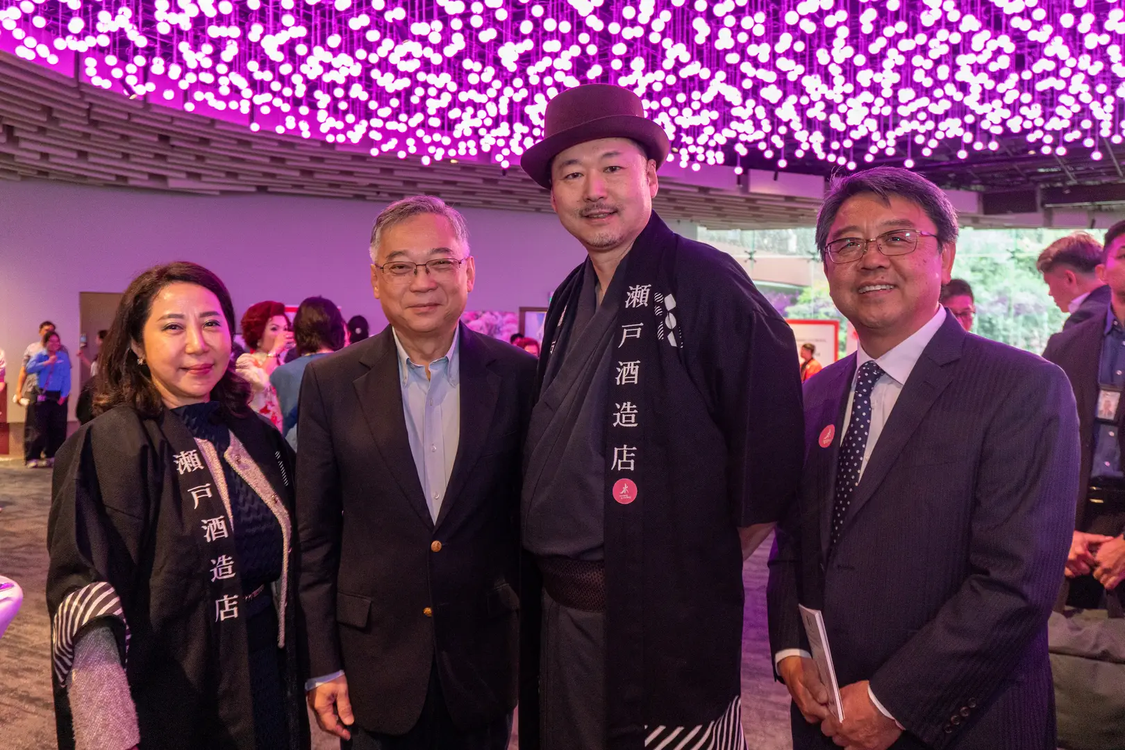 Popular Mi team with Deputy Prime Minister and Minister for Trade and Industry Mr Gan Kim Yong